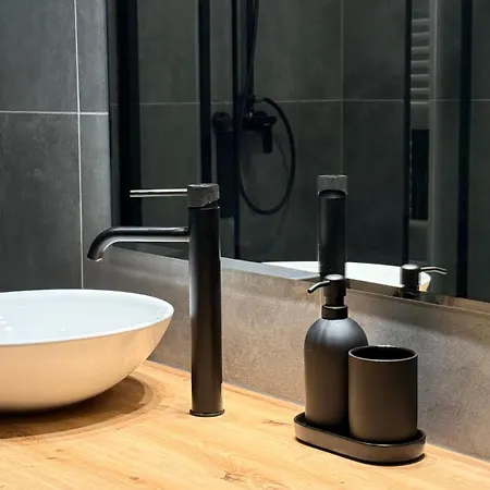 Pod Strazi Apartman *