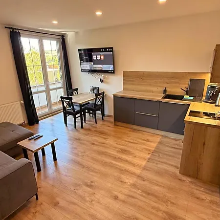 Pod Strazi Apartment